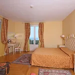 Sofia Hotel Gardone Riviera