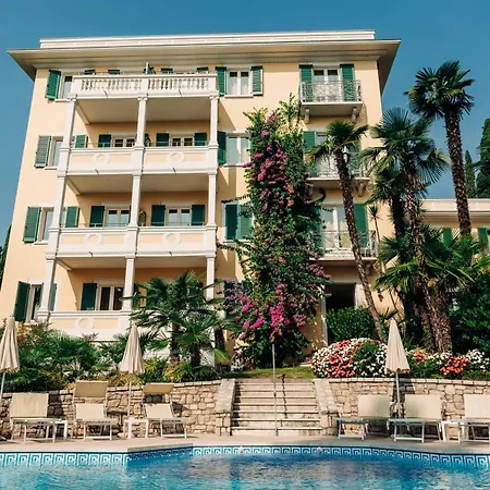 Sofia 4* Gardone Riviera