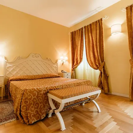 Hotel Sofia 4*