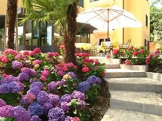 Sofia فندق غاردوني ريفييرا