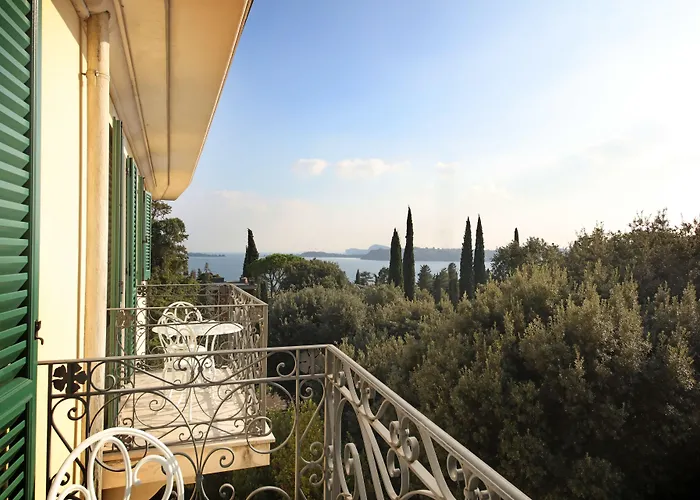 Hotel Sofia 4*