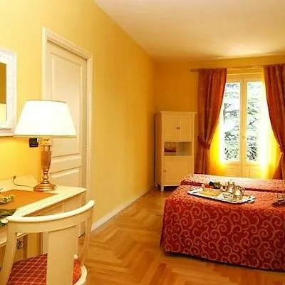 Hotel Sofia 4*