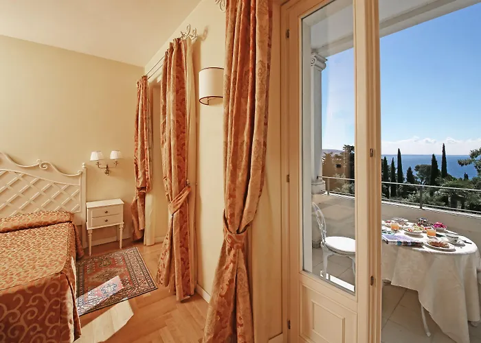 Sofia 4* Gardone Riviera