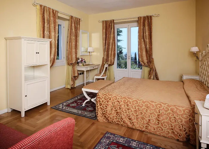 Hotel Sofia Gardone Riviera