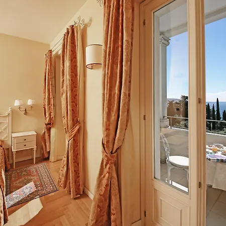 Sofia 4* Gardone Riviera