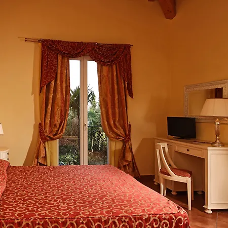 Sofia Hotel 4*