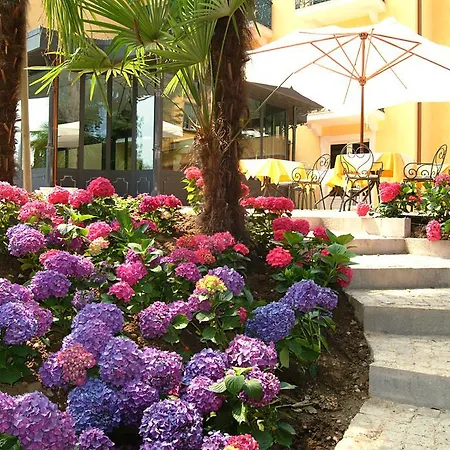 Sofia Hotel Gardone Riviera